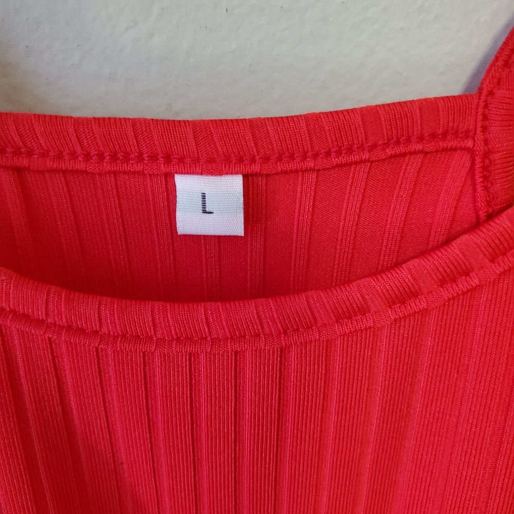 Cute dress for any occasion! - Picture 3 of 3